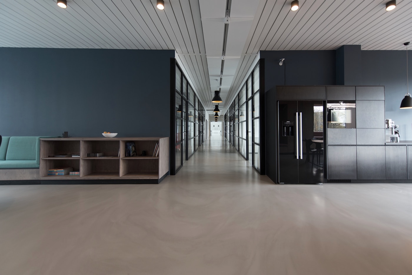 Modern office furniture and workstations